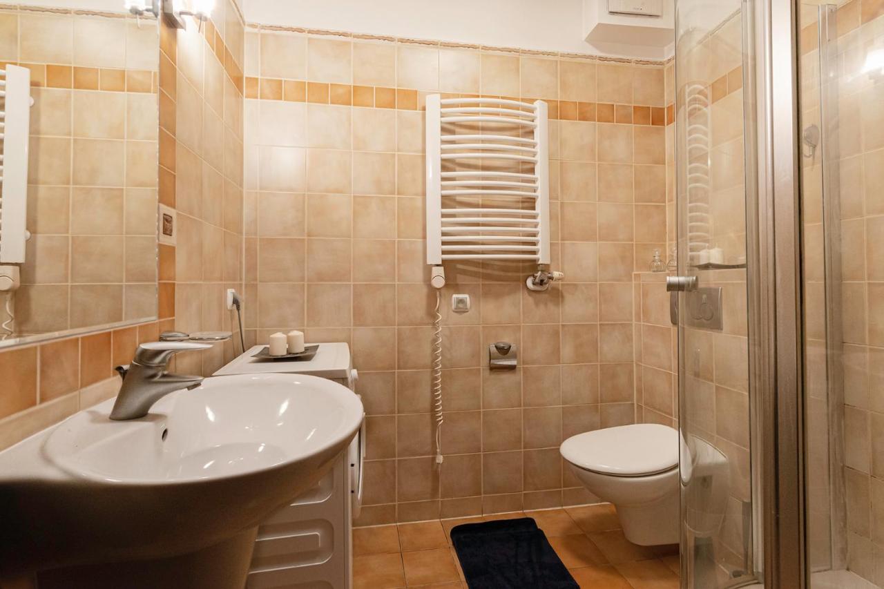 Negroni Apartments Stare Miasto Krakow Luaran gambar